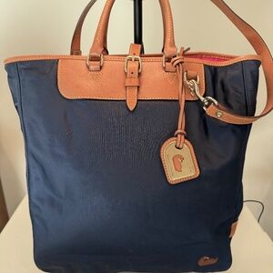 Dooney & Bourke Nylon Editors Tote Navy Blue